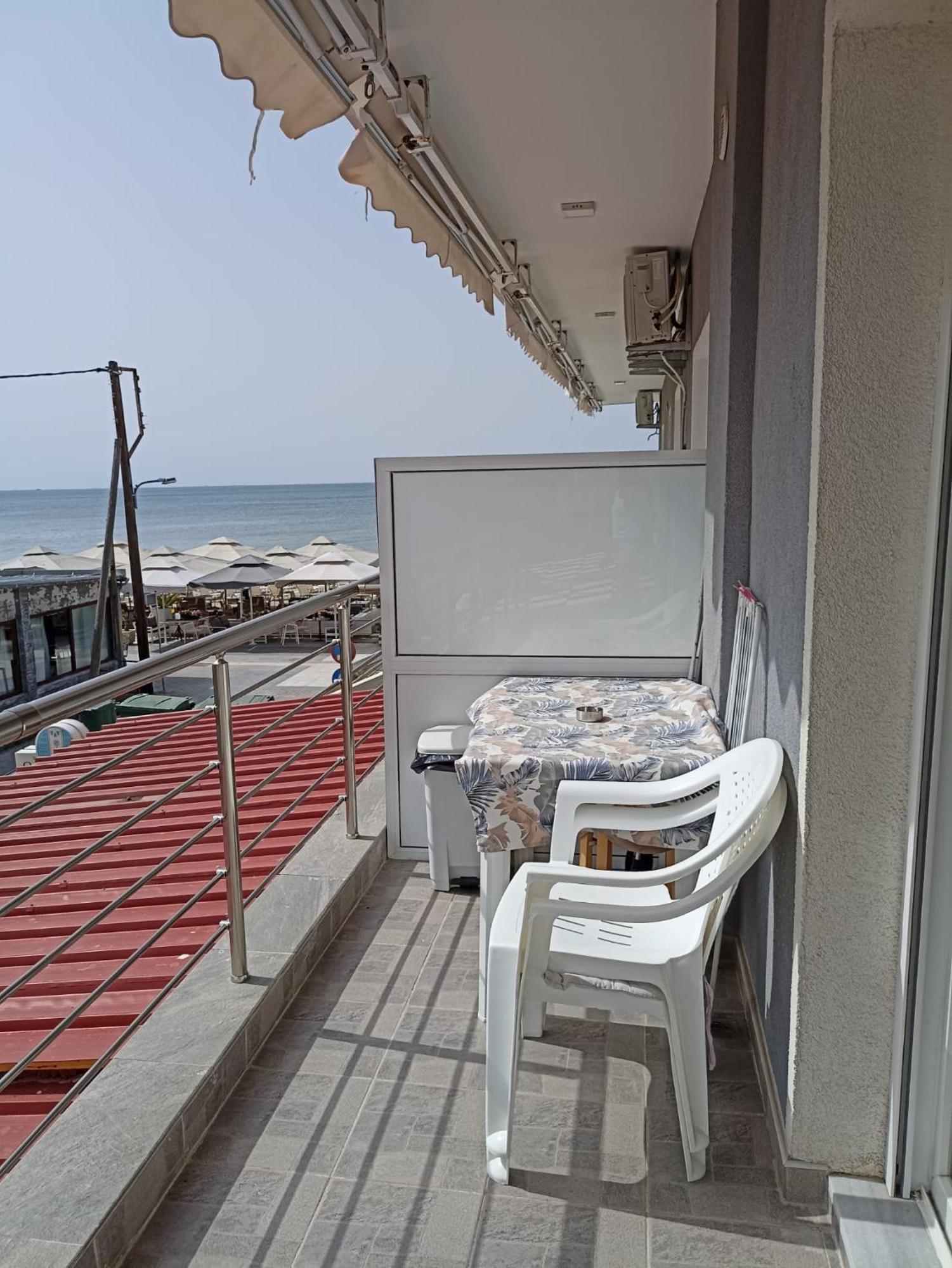 Aktis Sea View Studios Peraía Exteriér fotografie